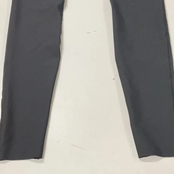 SKIMS Charcoal High-Waisted Leggings
U1-44 - Picture 5 of 5